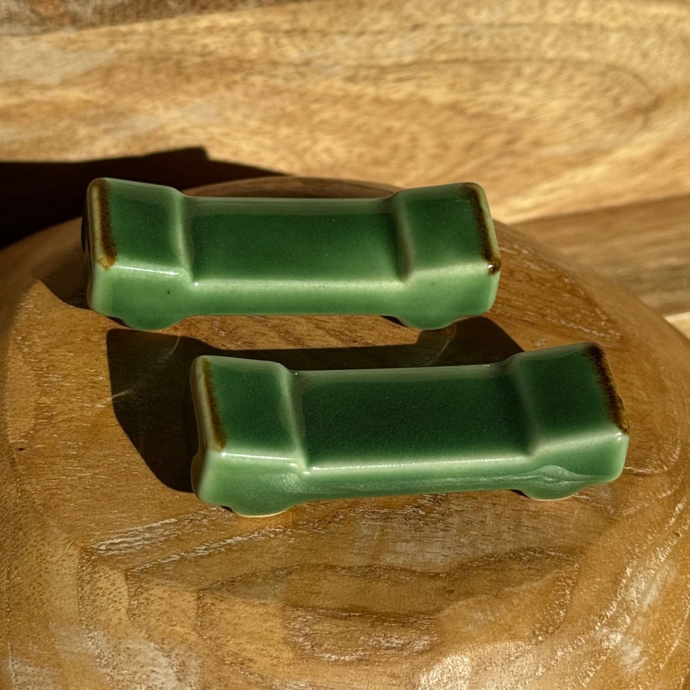 Pottery Barn Asian Square Chopstick Rests Holder Set of 4 Green‎ Ceramic - Picture 2 of 6
